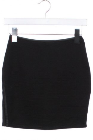 Spódnica Amisu, Rozmiar XS, Kolor Czarny, Cena 28,99 zł