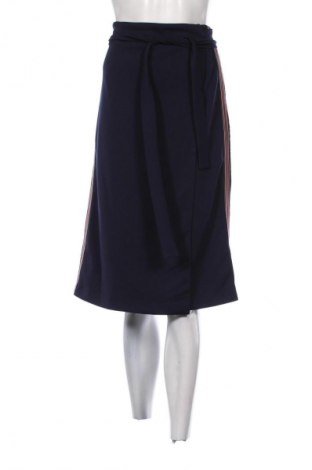 Пола Axel, Размер M, Цвят Многоцветен, Цена 4,80 €