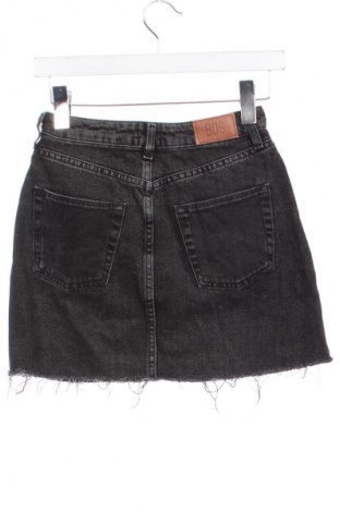 Пола BDG, Размер XS, Цвят Черен, Цена 2,04 €