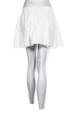 Spódnica Bershka, Rozmiar S, Kolor Biały, Cena 38,99 zł