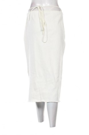Φούστα Bershka, Μέγεθος XL, Χρώμα Λευκό, Τιμή 5,11 €