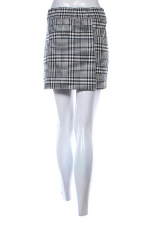 Sukně Bershka, Velikost M, Barva Vícebarevné, Cena  159,00 Kč