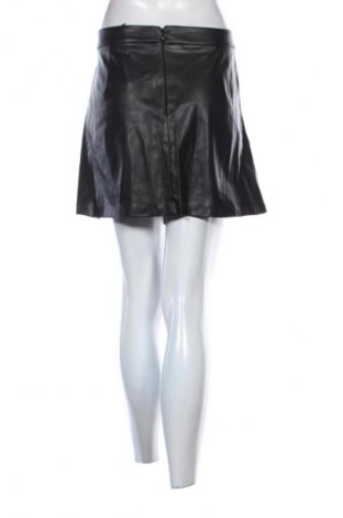 Sukně Bershka, Velikost XL, Barva Černá, Cena  99,00 Kč