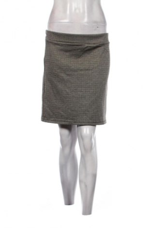 Пола Defacto, Размер L, Цвят Многоцветен, Цена 2,04 €