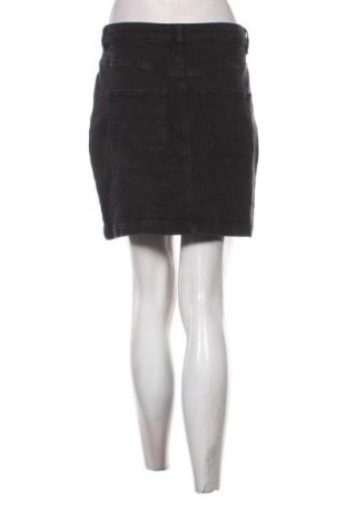 Пола Edited, Размер L, Цвят Черен, Цена 4,60 €