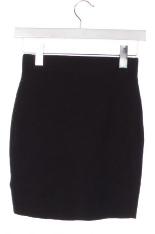 Φούστα Edited, Μέγεθος XS, Χρώμα Μαύρο, Τιμή 14,99 €