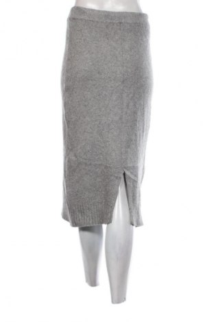 Пола Finery, Размер M, Цвят Сив, Цена 2,04 €