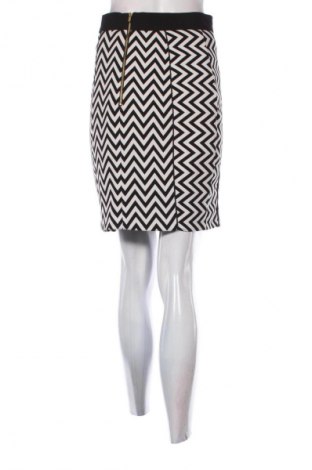 Sukně H&M, Velikost M, Barva Vícebarevné, Cena  49,00 Kč