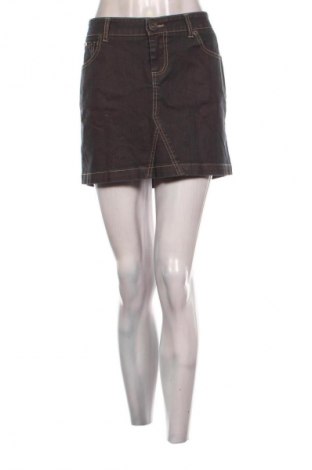 Пола JNS, Размер M, Цвят Кафяв, Цена 2,04 €