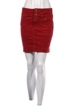 Пола Janina, Размер M, Цвят Червен, Цена 2,04 €