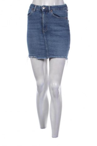 Пола Pull&Bear, Размер S, Цвят Син, Цена 3,57 €