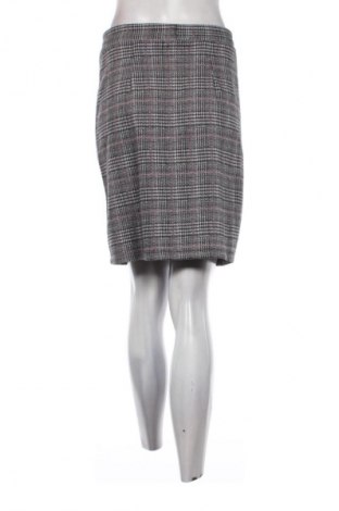 Sukně Reserved, Velikost M, Barva Vícebarevné, Cena  79,00 Kč