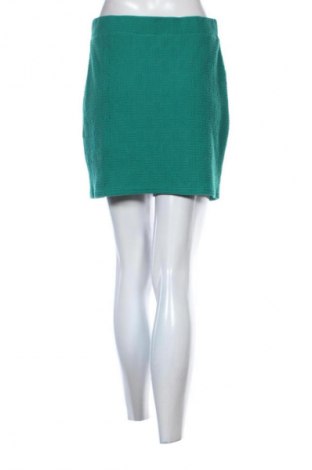 Пола River Island, Размер M, Цвят Зелен, Цена 6,13 €