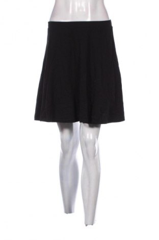 Spódnica SOC, Rozmiar M, Kolor Czarny, Cena 9,99 zł