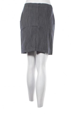 Sukně She, Velikost M, Barva Vícebarevné, Cena  49,00 Kč