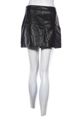 Spódnica Stradivarius, Rozmiar S, Kolor Czarny, Cena 18,99 zł