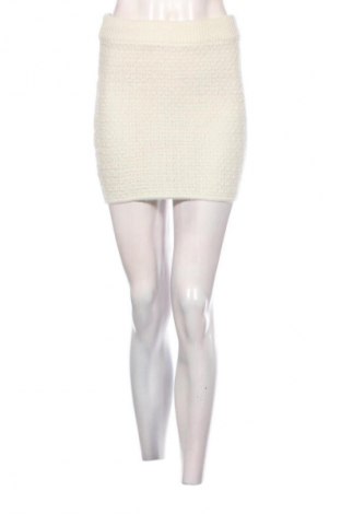 Пола Tally Weijl, Размер S, Цвят Бял, Цена 2,04 €