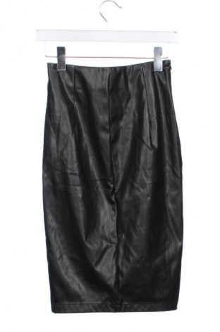 Пола Unbranded, Размер XXS, Цвят Черен, Цена 4,09 €