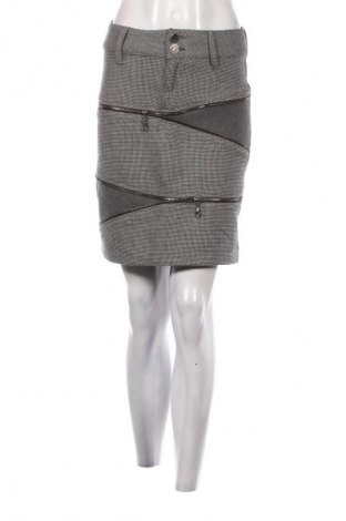 Пола Unbranded, Размер S, Цвят Многоцветен, Цена 2,04 €