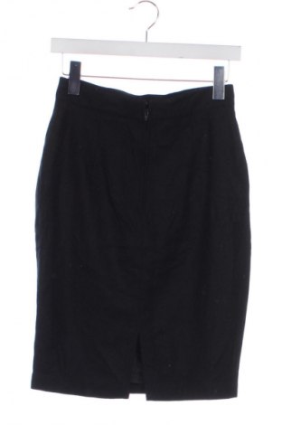 Пола United Colors Of Benetton, Размер XS, Цвят Черен, Цена 2,04 €