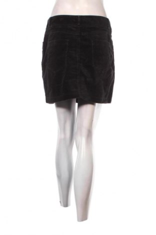Spódnica Yokko, Rozmiar M, Kolor Czarny, Cena 6,99 zł