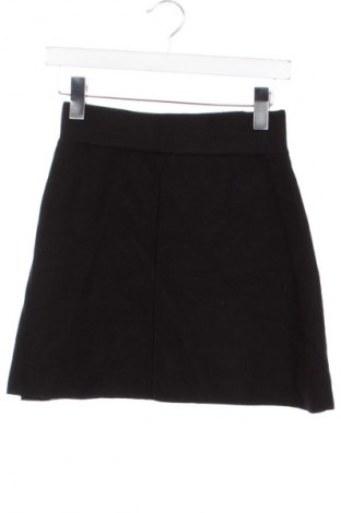 Пола Zara, Размер XXS, Цвят Черен, Цена 8,69 €