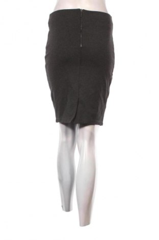 Spódnica Zara, Rozmiar M, Kolor Szary, Cena 63,99 zł