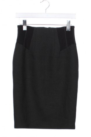 Пола Zara, Размер XS, Цвят Многоцветен, Цена 8,18 €