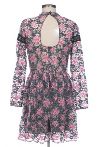 Рокля ASOS, Размер L, Цвят Многоцветен, Цена 26,58 €