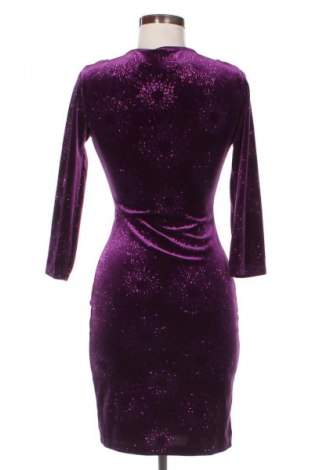 Kleid Arin, Größe M, Farbe Lila, Preis 54,99 €