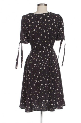 Φόρεμα Belle Poque, Μέγεθος M, Χρώμα Πολύχρωμο, Τιμή 4,99 €