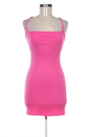 Šaty  Bershka, Velikost L, Barva Růžová, Cena  229,00 Kč