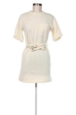 Рокля Bershka, Размер XS, Цвят Жълт, Цена 8,18 €