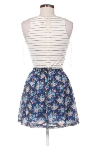 Sukienka Bershka, Rozmiar S, Kolor Kolorowy, Cena 61,99 zł