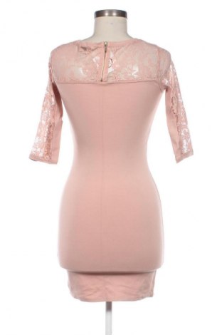 Рокля Bershka, Размер XS, Цвят Розов, Цена 9,04 €