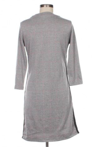 Kleid Blue Motion, Größe M, Farbe Mehrfarbig, Preis 1,99 €