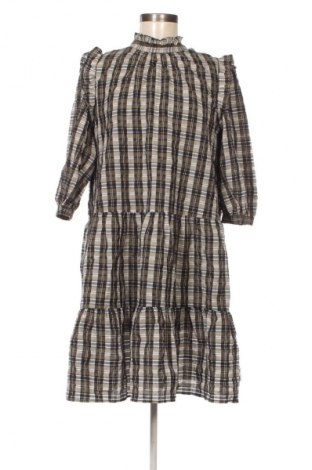 Šaty  C&A, Velikost M, Barva Vícebarevné, Cena  249,00 Kč
