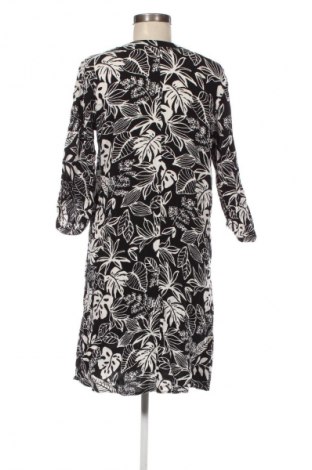 Рокля C&A, Размер M, Цвят Многоцветен, Цена 4,09 €