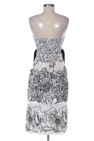 Φόρεμα Caramella Fashion, Μέγεθος M, Χρώμα Πολύχρωμο, Τιμή 17,99 €