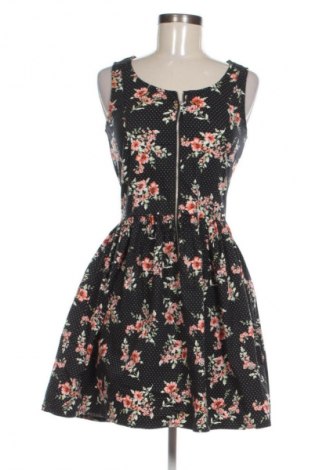 Šaty  Cropp, Velikost S, Barva Vícebarevné, Cena  145,00 Kč