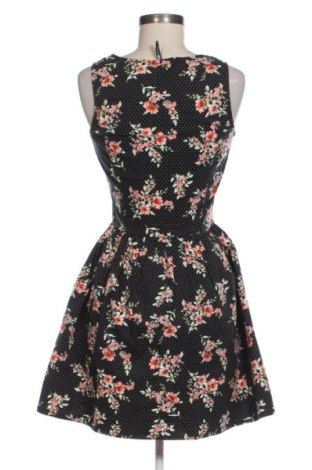 Šaty  Cropp, Velikost S, Barva Vícebarevné, Cena  145,00 Kč