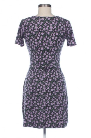 Šaty  Cropp, Velikost M, Barva Vícebarevné, Cena  319,00 Kč