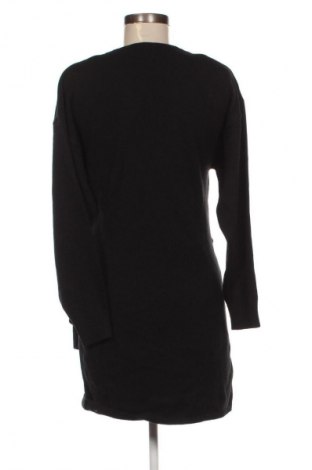 Φόρεμα Edited, Μέγεθος M, Χρώμα Μαύρο, Τιμή 18,99 €