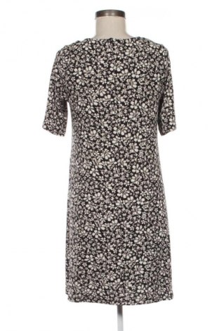 Šaty  F&F, Velikost M, Barva Vícebarevné, Cena  244,00 Kč