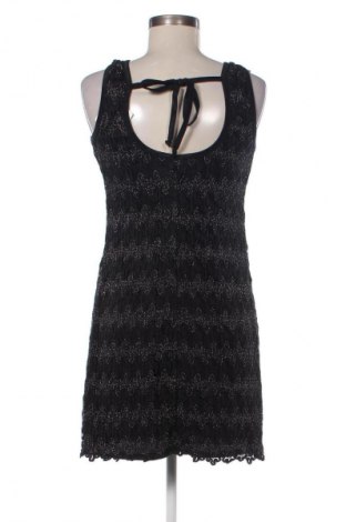 Kleid Fame, Größe M, Farbe Mehrfarbig, Preis 4,99 €