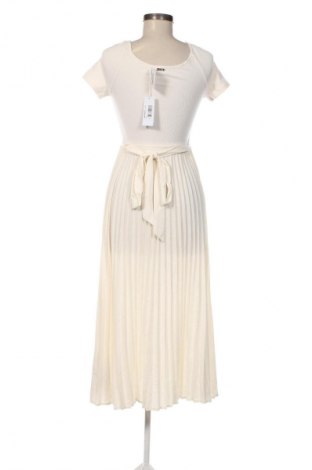 Rochie Guess, Mărime S, Culoare Ecru, Preț 589,99 Lei