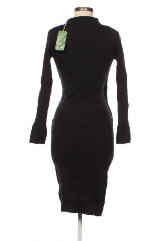 Sukienka Guess, Rozmiar M, Kolor Czarny, Cena 222,99 zł