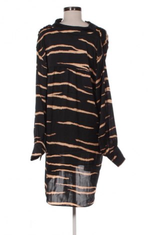 Šaty  H&M, Velikost M, Barva Vícebarevné, Cena  129,00 Kč