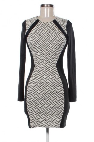 Šaty  H&M, Velikost M, Barva Vícebarevné, Cena  49,00 Kč