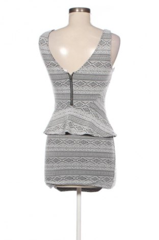 Šaty  H&M, Veľkosť S, Farba Viacfarebná, Cena  2,95 €